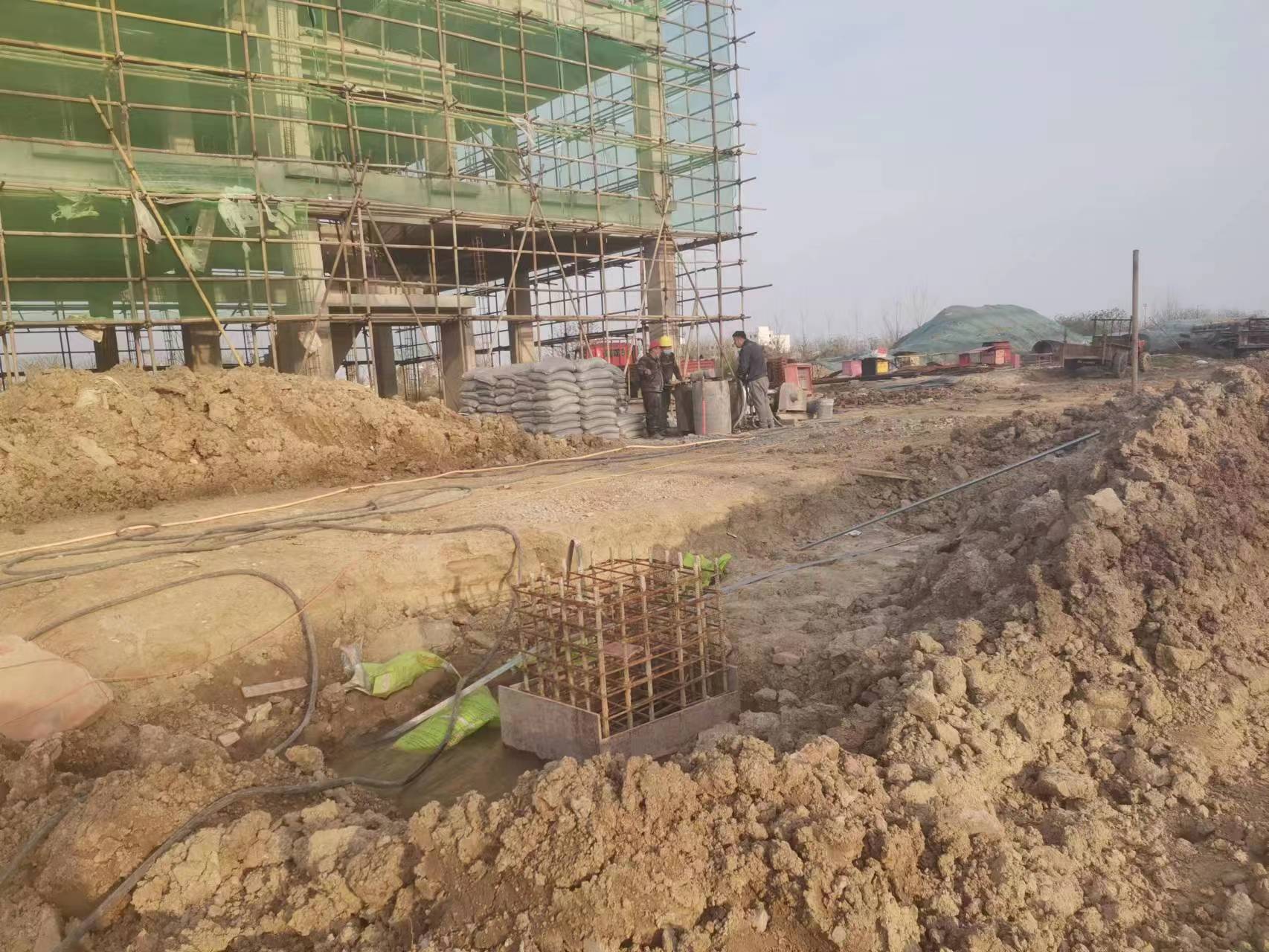 克什克腾当桥梁出现裂缝的时候应该及时加固修补